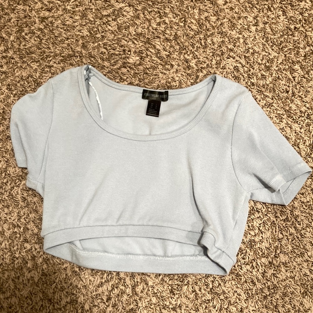 Crop top baby blue